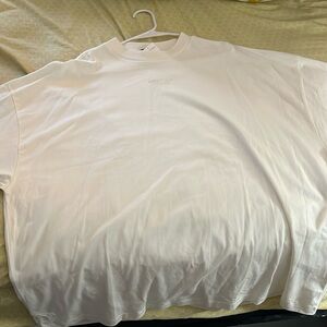 Essentials Fear of God T-Shirt. Brand new